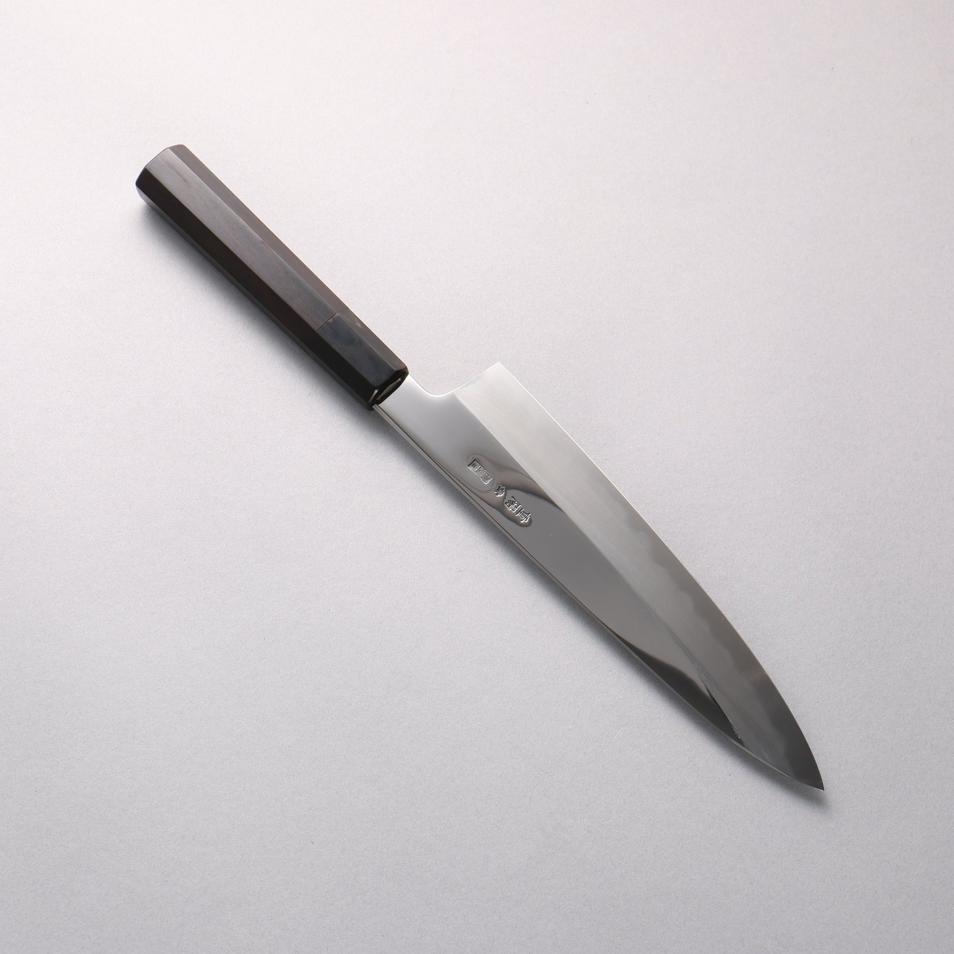 重陽 青一鋼 鏡面仕上げ 牛刀包丁 210mm 黒檀　(口輪：黒水牛)柄