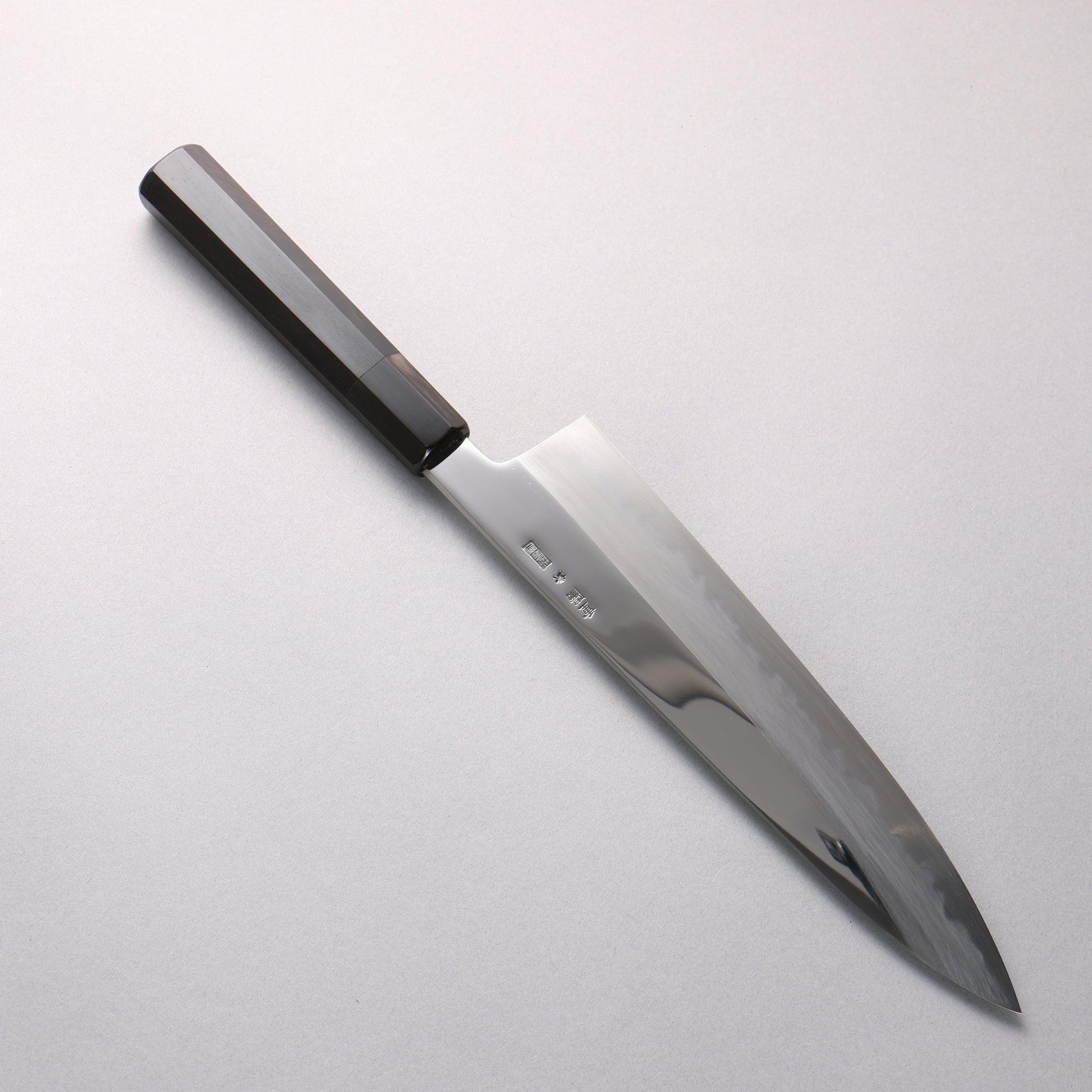 重陽 青一鋼 鏡面仕上げ 牛刀包丁 240mm 黒檀　(口輪：黒水牛)柄