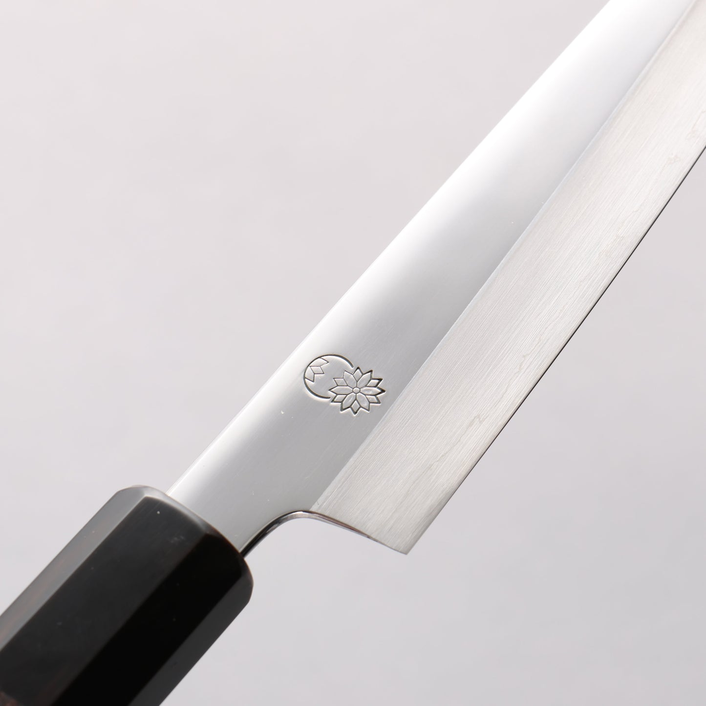 重陽 銀三鋼 鏡面仕上げ ペティーナイフ 135mm 黒檀　(口輪：黒水牛)柄
