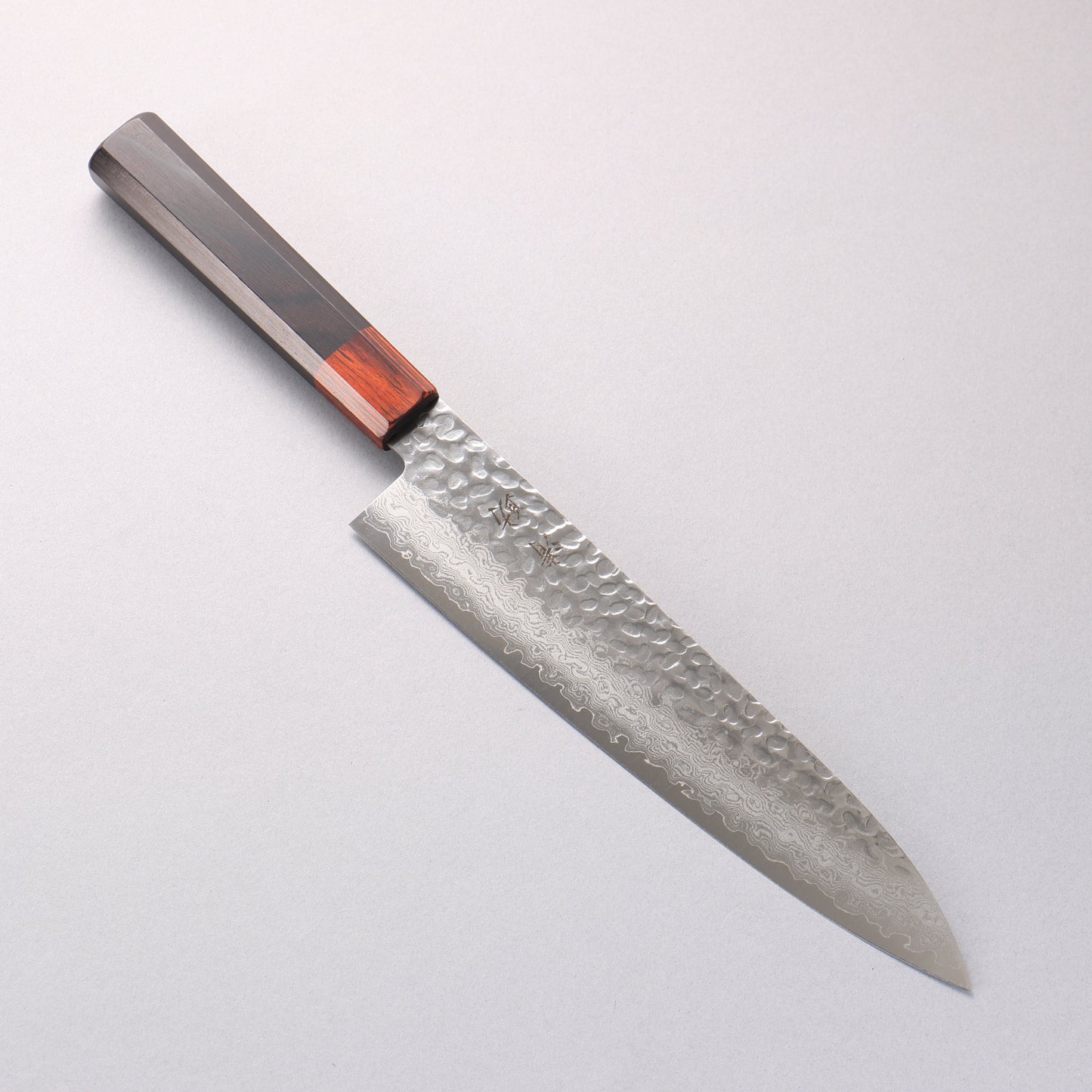 清助 VG10 33層 鎚目 ダマスカス 牛刀包丁 210mm 黒合板柄 - 清助刃物