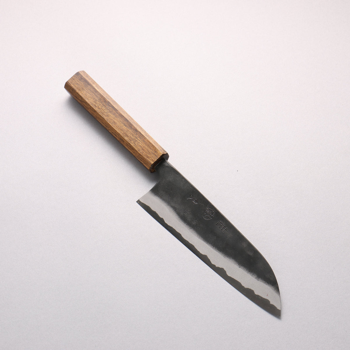 進藤恭平 青紙 黒仕上げ 三徳包丁 170mm 樫漆塗り柄 - 清助刃物