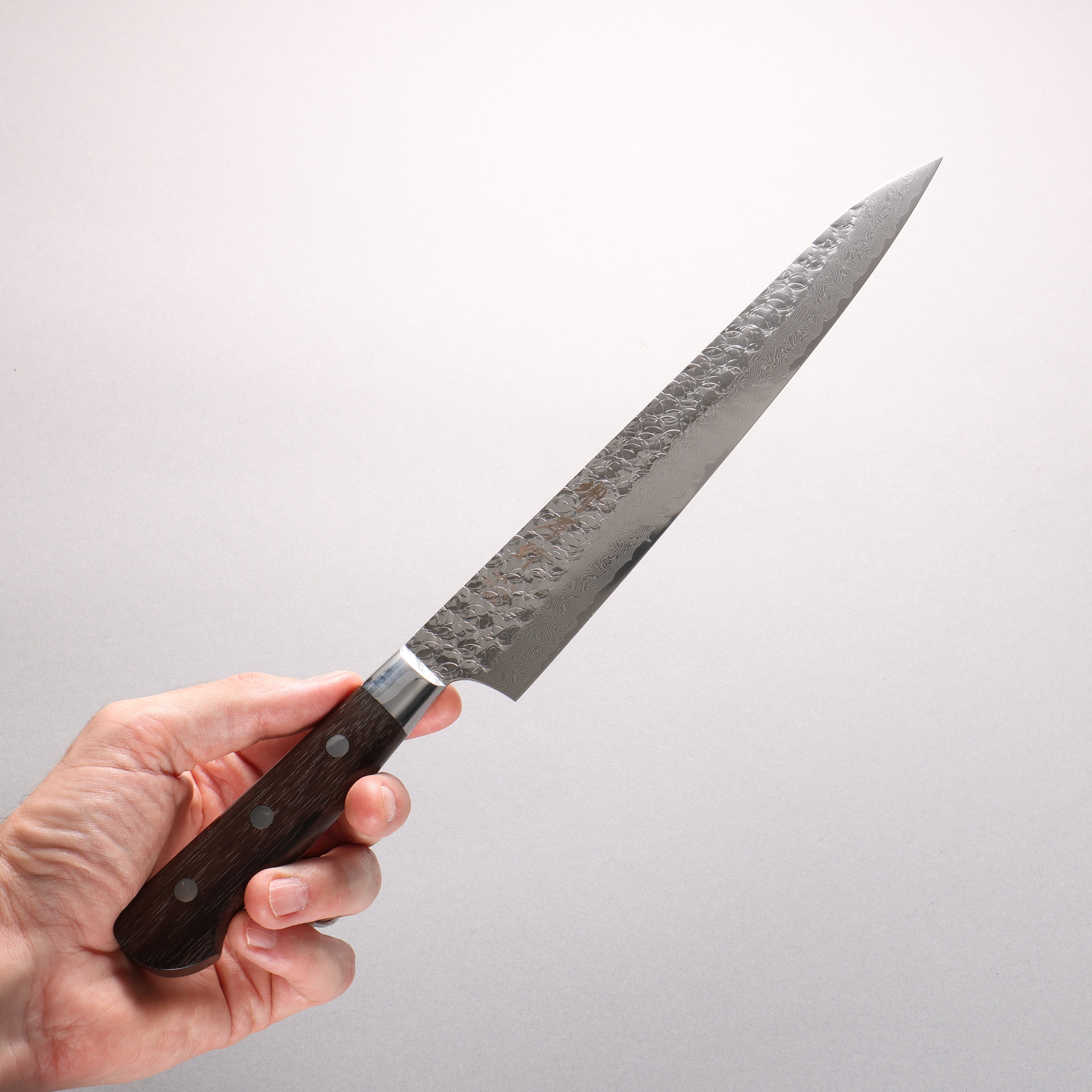 堺 孝行 SG2 鎚目 ダマスカス 磨き仕上げ 筋引包丁 240mm 紫檀柄 - 清助刃物