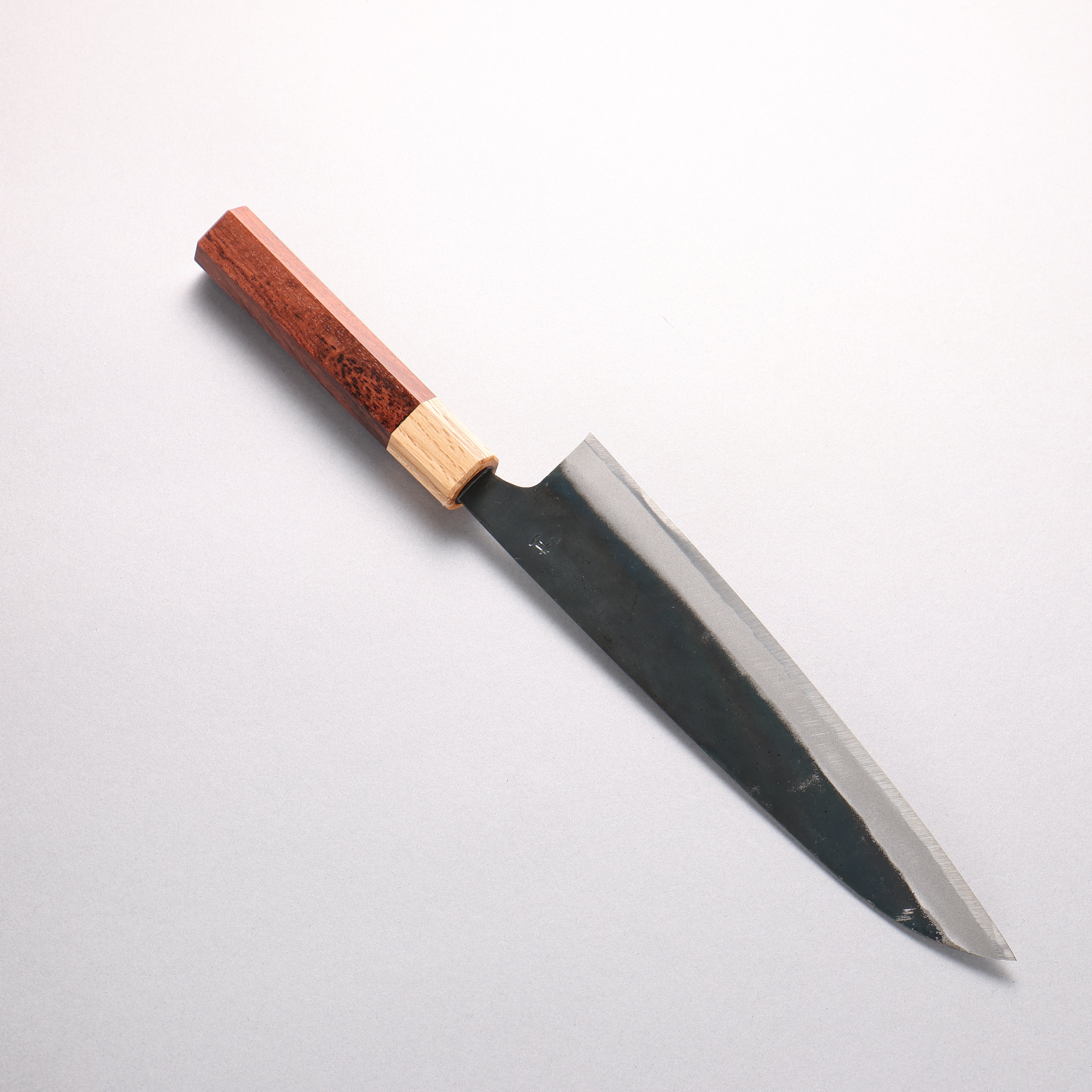 清助 青一鋼 黒仕上げ 牛刀包丁 210mm 紫檀 (口輪：樫)柄 - 清助刃物