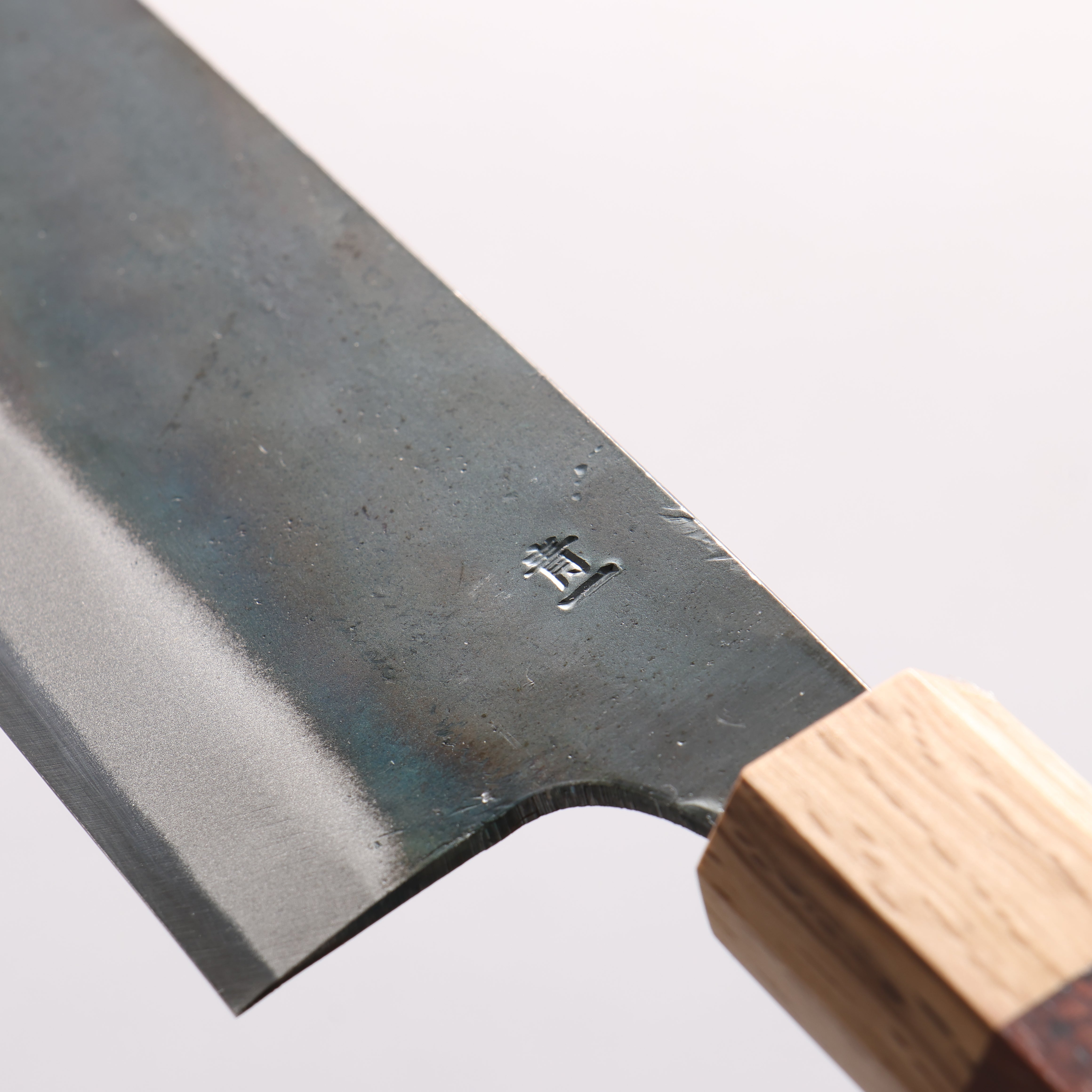 清助 青一鋼 黒仕上げ 牛刀包丁 210mm 紫檀 (口輪：樫)柄 - 清助刃物