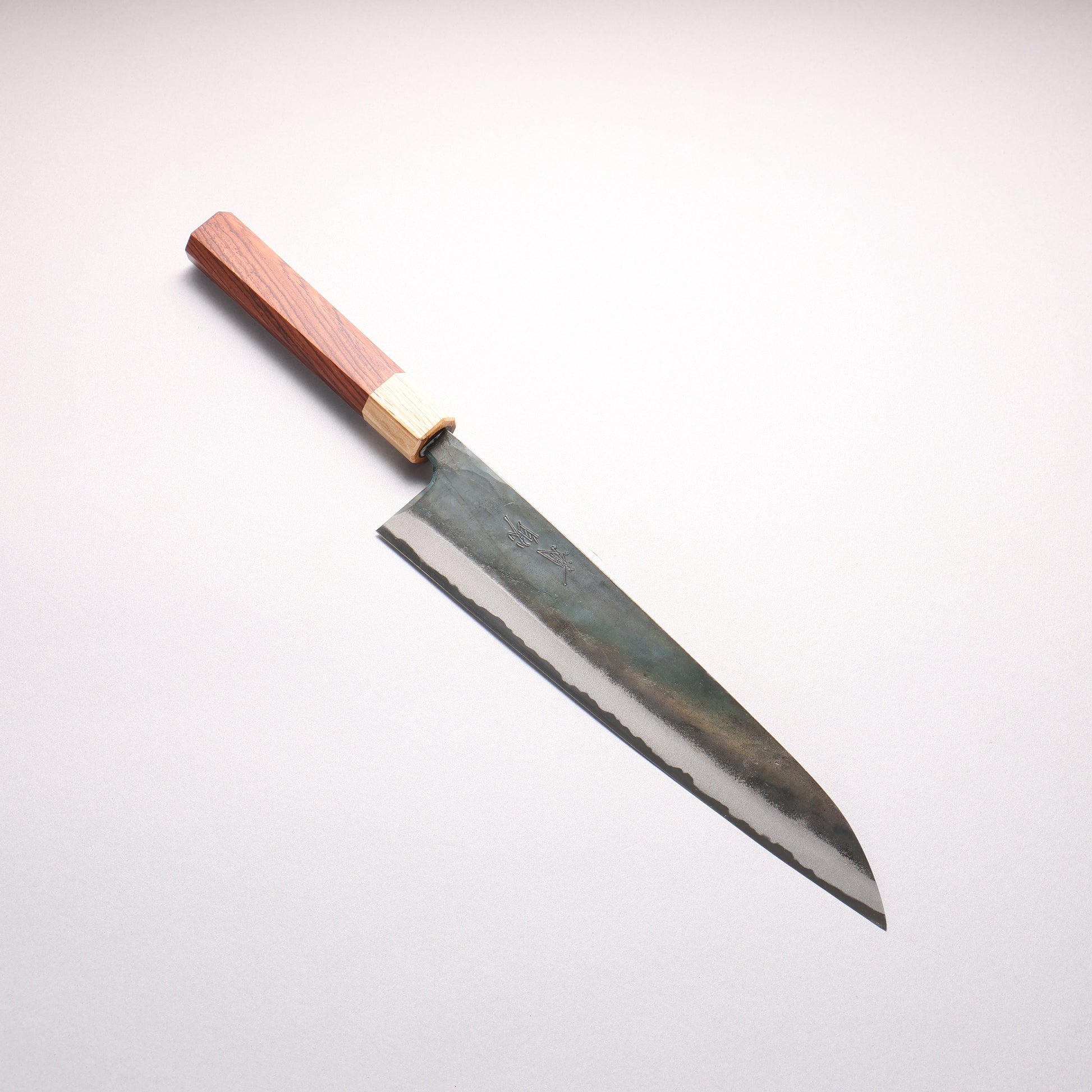 清助 青一鋼 黒仕上げ 切付牛刀包丁 240mm 紫檀　(口輪：樫)柄