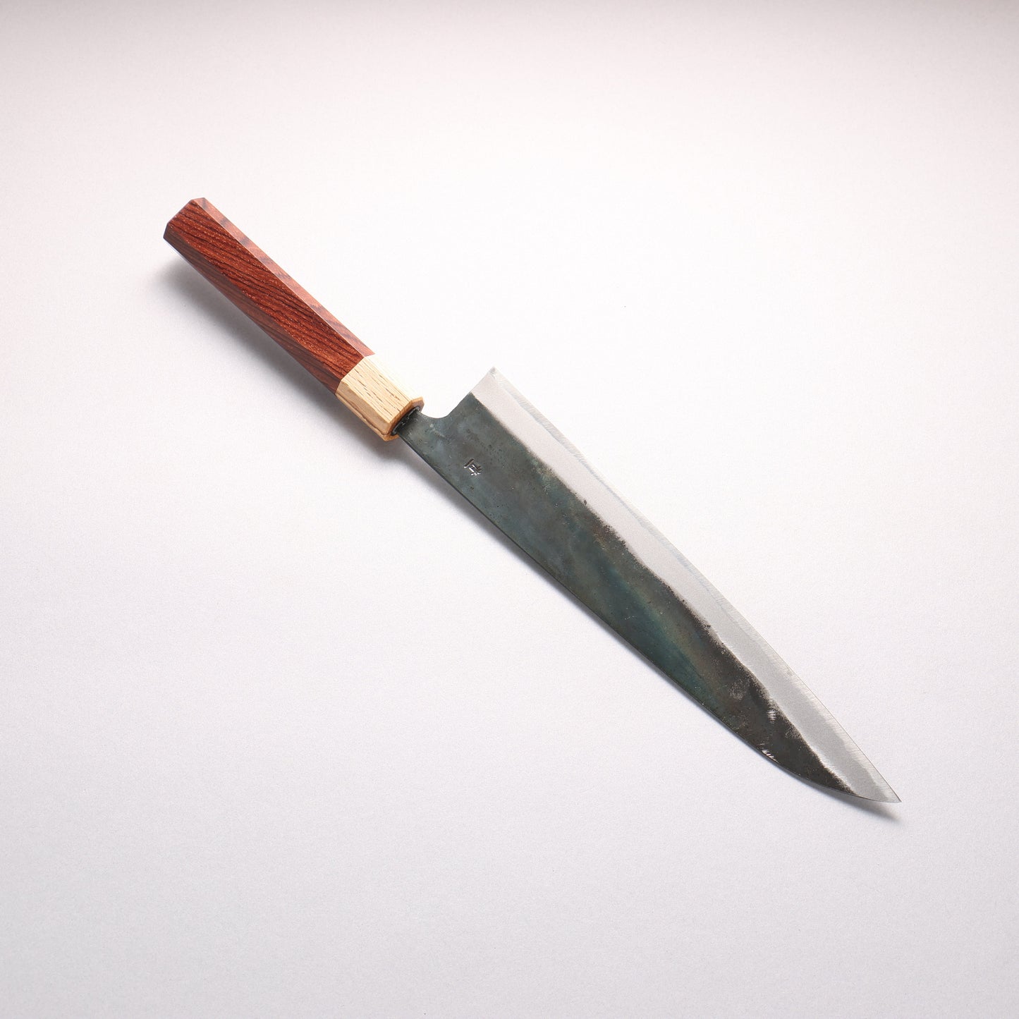 清助 青一鋼 黒仕上げ 切付牛刀包丁 240mm 紫檀　(口輪：樫)柄