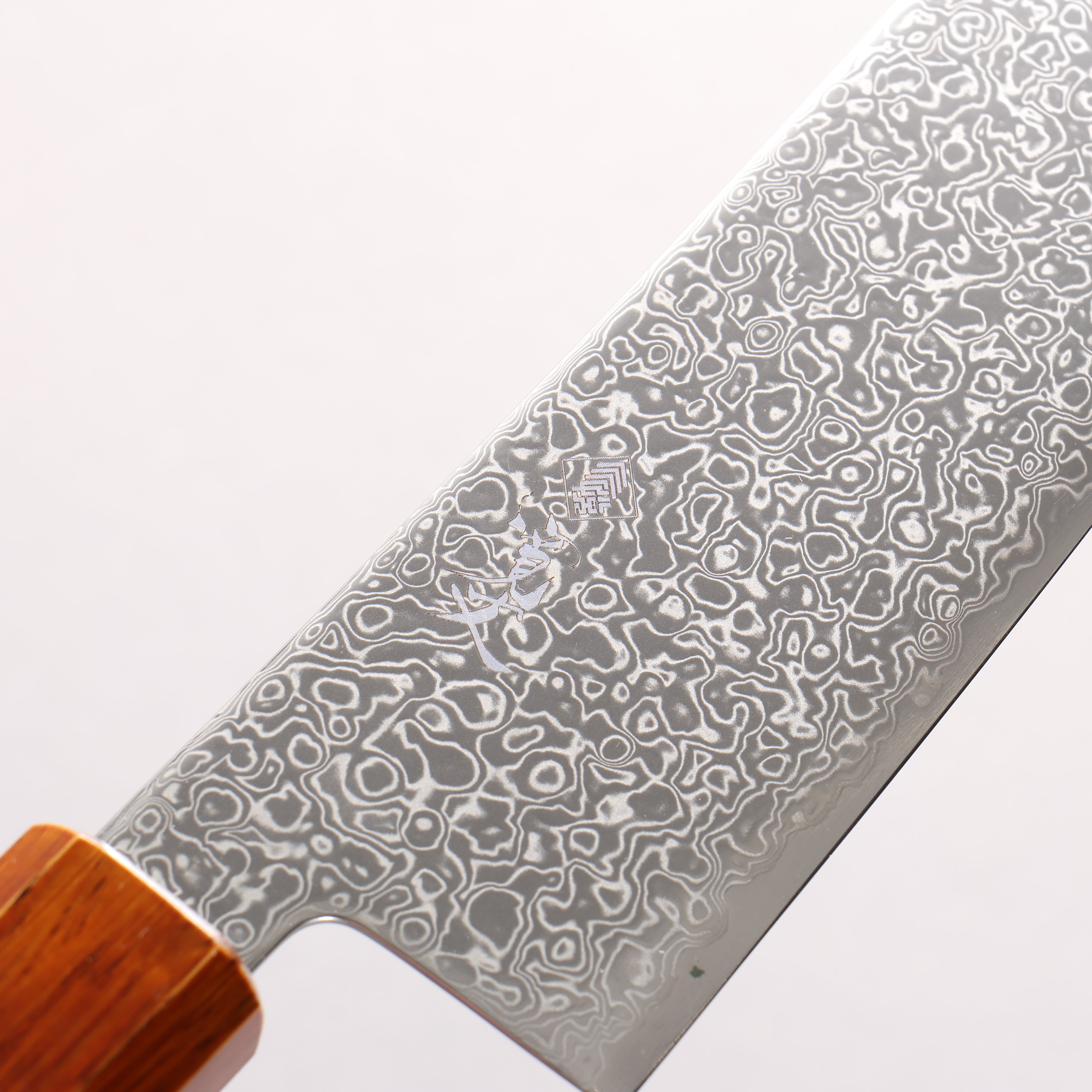 寛丈 SG2 ダマスカス 牛刀包丁 210mm 焼木漆塗り柄 - 清助刃物