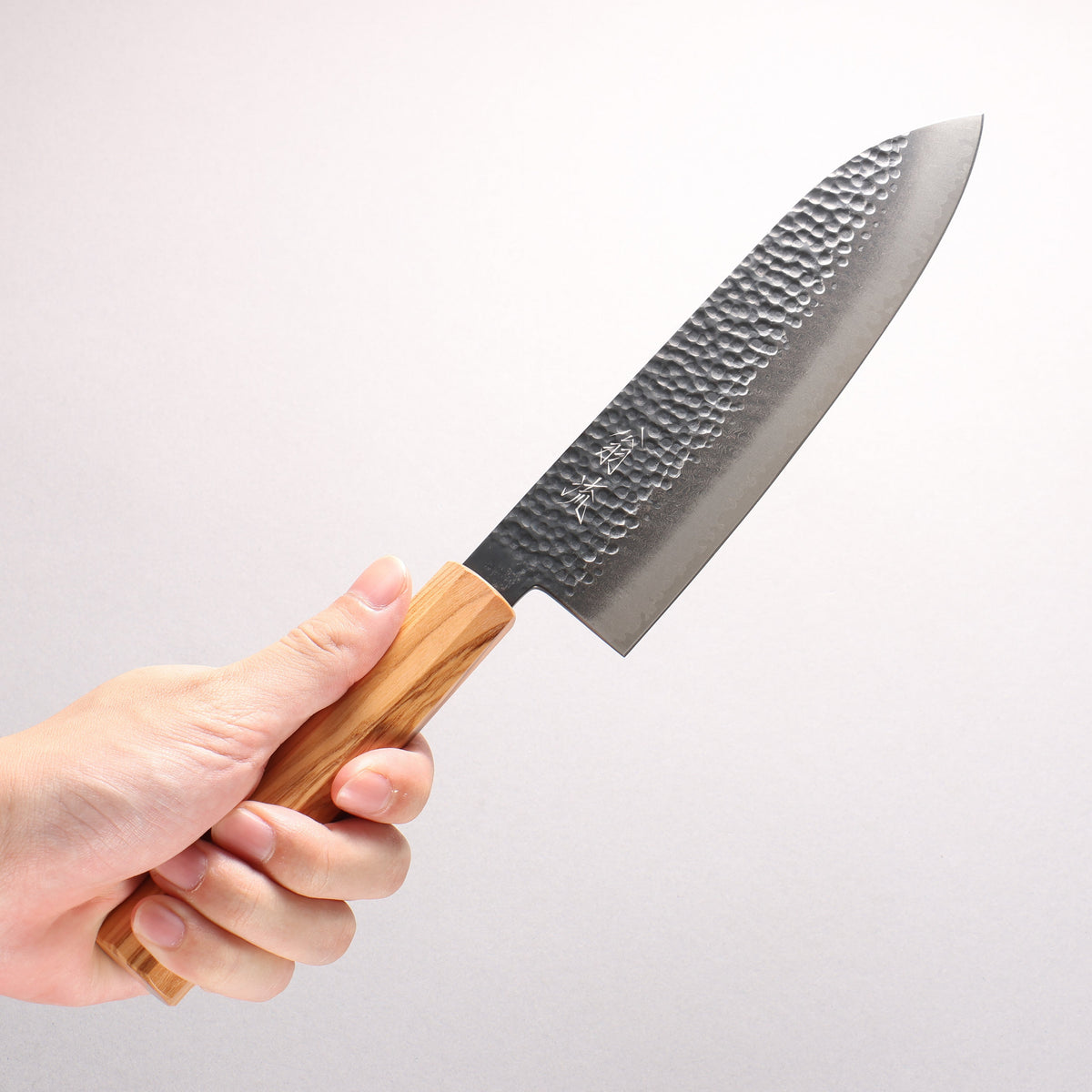 翁流 V金10号 鎚目 ダマスカス 黒染 三徳包丁 180mm オリーブの木柄