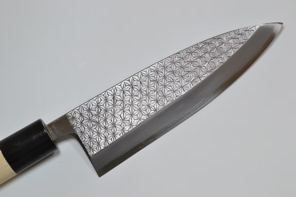 堺 孝行 窪田彫刻 麻の葉 白鋼 霞研 出刃包丁 165mm 朴 (口輪：水牛)柄
