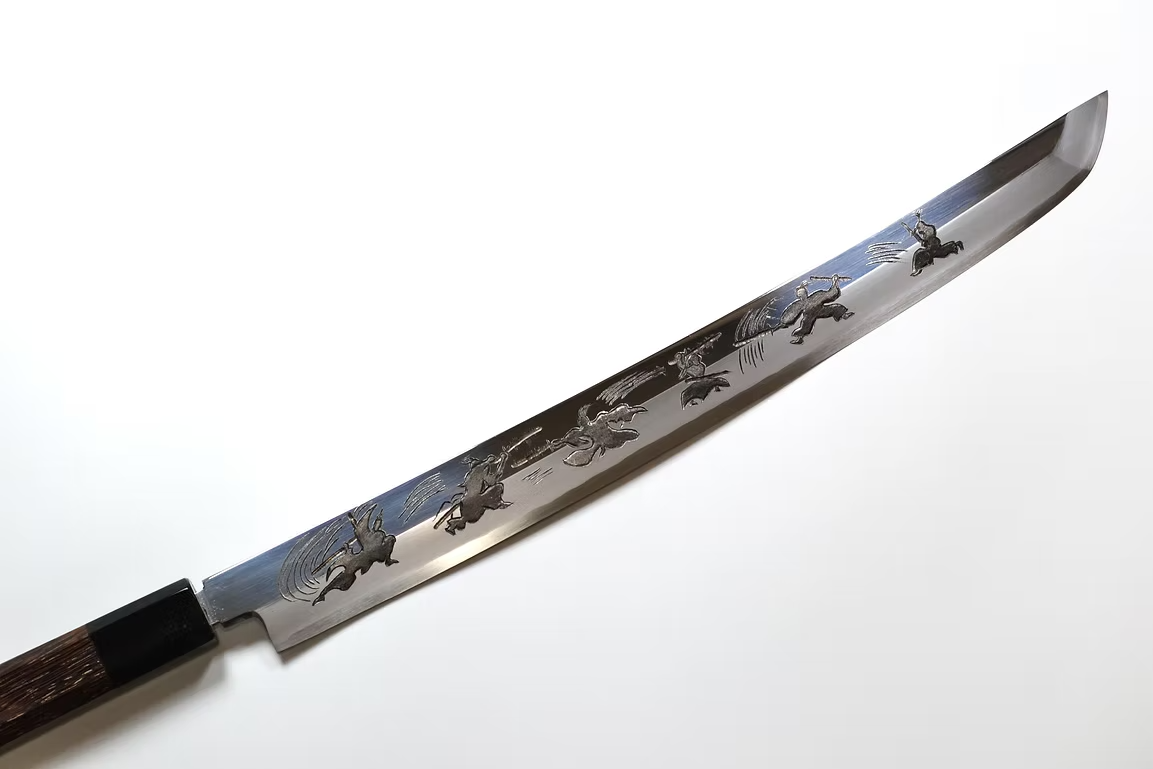 堺 孝行 窪田金属飾刻 武士道 銀三鋼 先丸柳刃包丁 330mm ウエンジ (口輪：黒水牛角) 柄