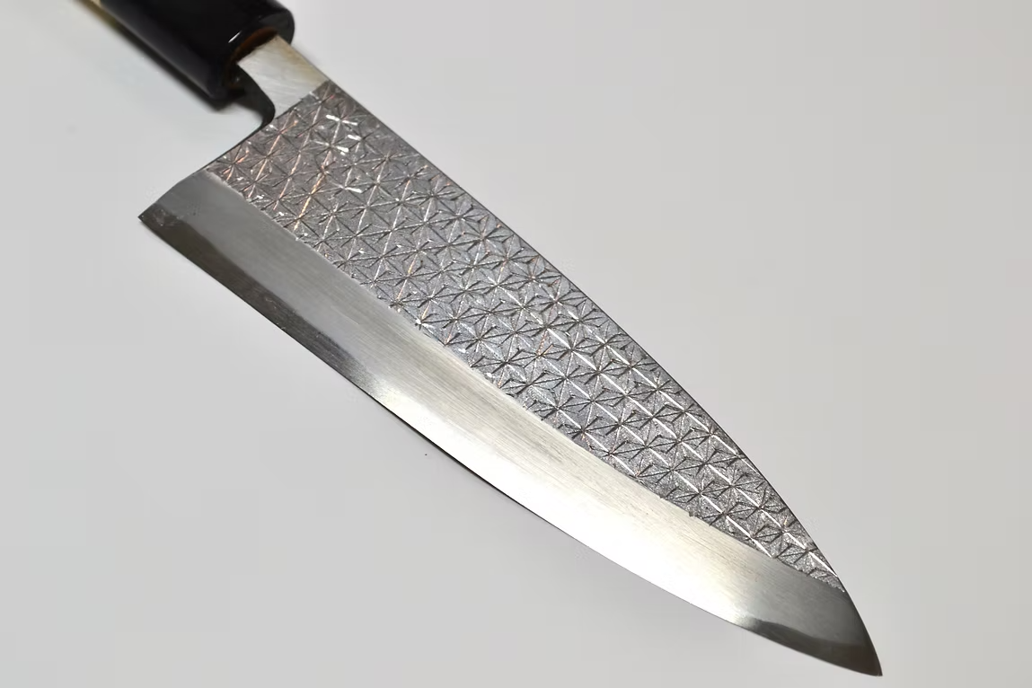 堺 孝行 窪田彫刻 麻の葉 白鋼 霞研 出刃包丁 165mm 朴 (口輪：水牛)柄