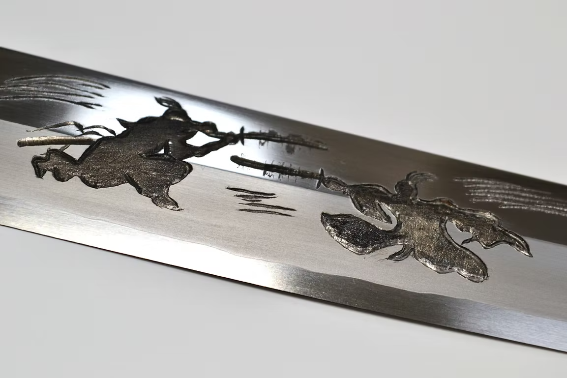 堺 孝行 窪田金属飾刻 武士道 銀三鋼 先丸柳刃包丁 330mm ウエンジ (口輪：黒水牛角) 柄
