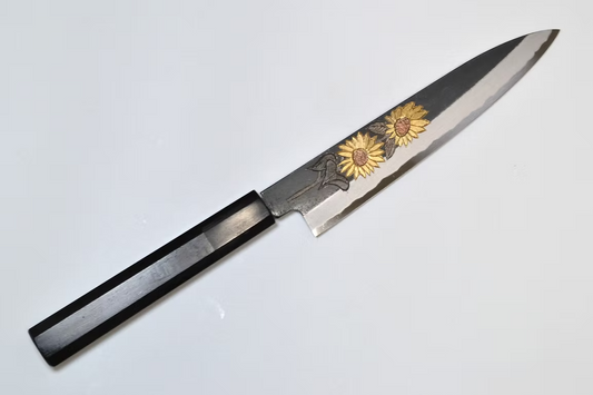 堺 孝行 窪田金属飾刻 向日葵 白ニ鋼 黒仕上げ ペティーナイフ 150mm 黒檀 (口輪：黒水牛銀輪)柄 - 清助刃物