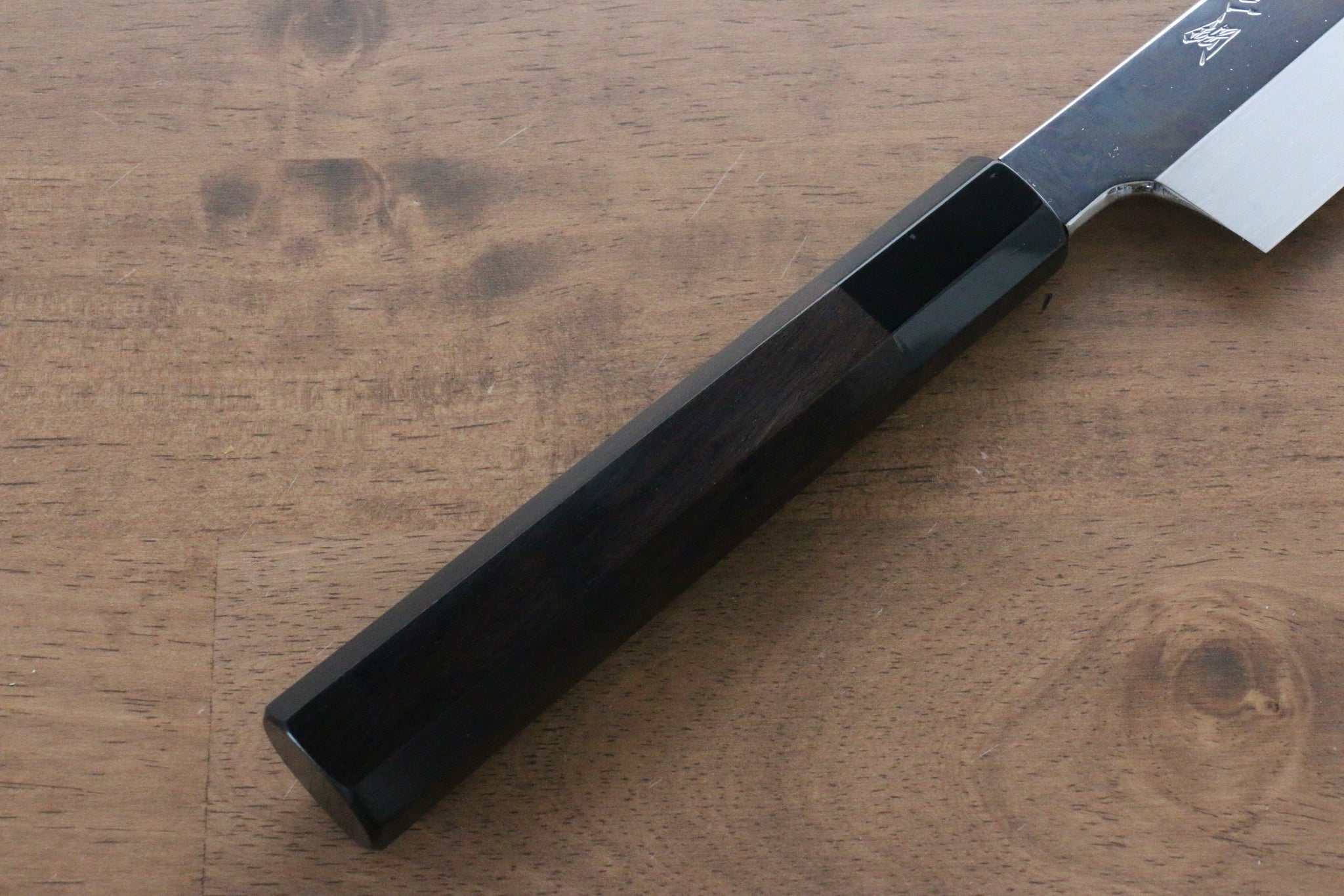 堺 孝行 玄武 青ニ鋼 本焼 鏡面仕上げ 先丸柳刃包丁  300mm 黒檀柄 鞘付き - 清助刃物