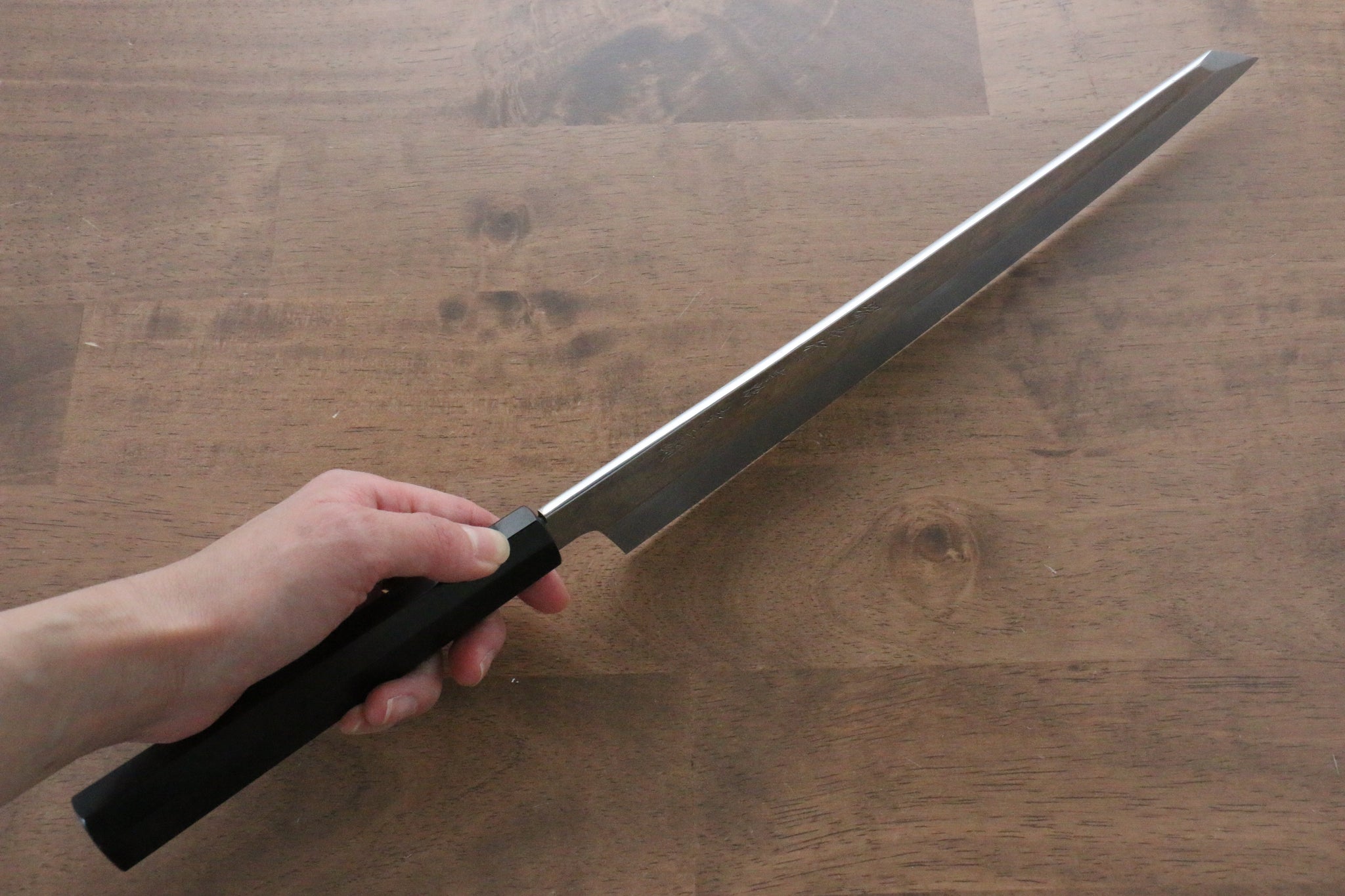 堺 孝行 飛燕 青ニ鋼 本焼 鏡面仕上げ 切付柳刃包丁  300mm 黒檀柄 鞘付き - 清助刃物