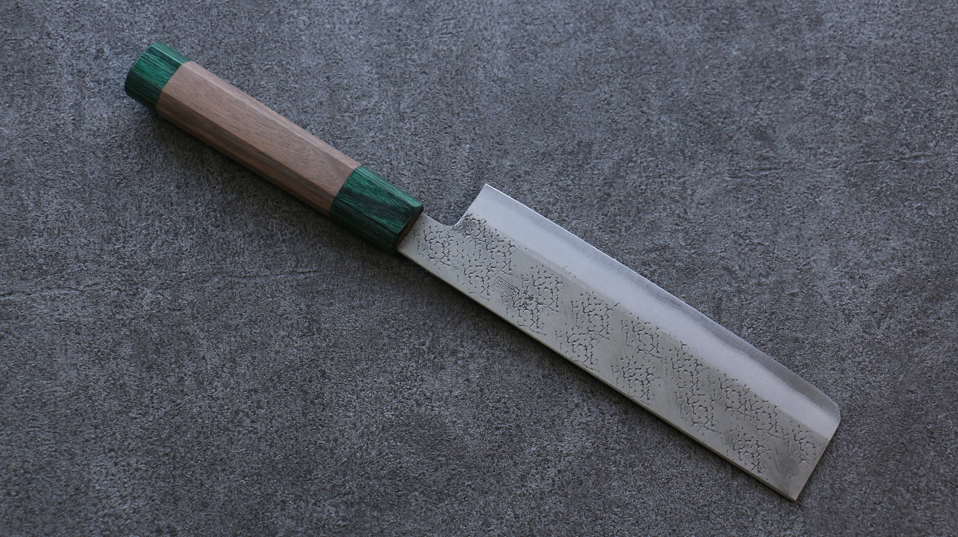 清助 青スーパー鋼 鎚目 菜切包丁  165mm ウォルナット (両側緑口輪)柄 - 清助刃物