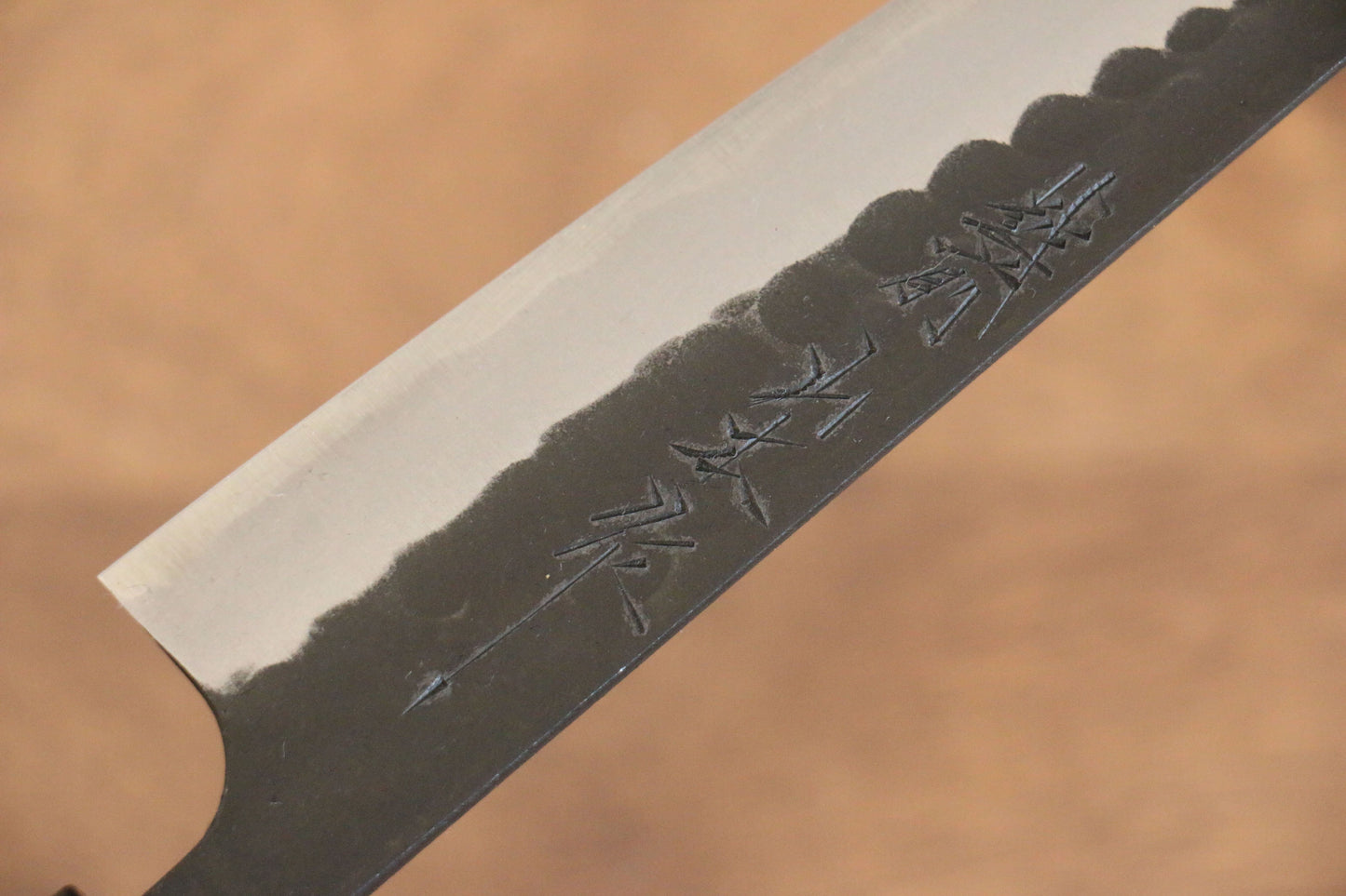 山本 直 青紙 黒打 鎚目(丸) ペティーナイフ  140mm ウォルナット柄 - 清助刃物