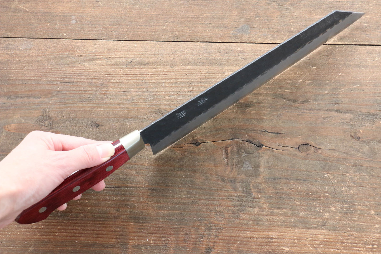 清助 黒紅 青スーパー鋼 鎚目 黒打 切付牛刀包丁  240mm 赤合板柄 - 清助刃物