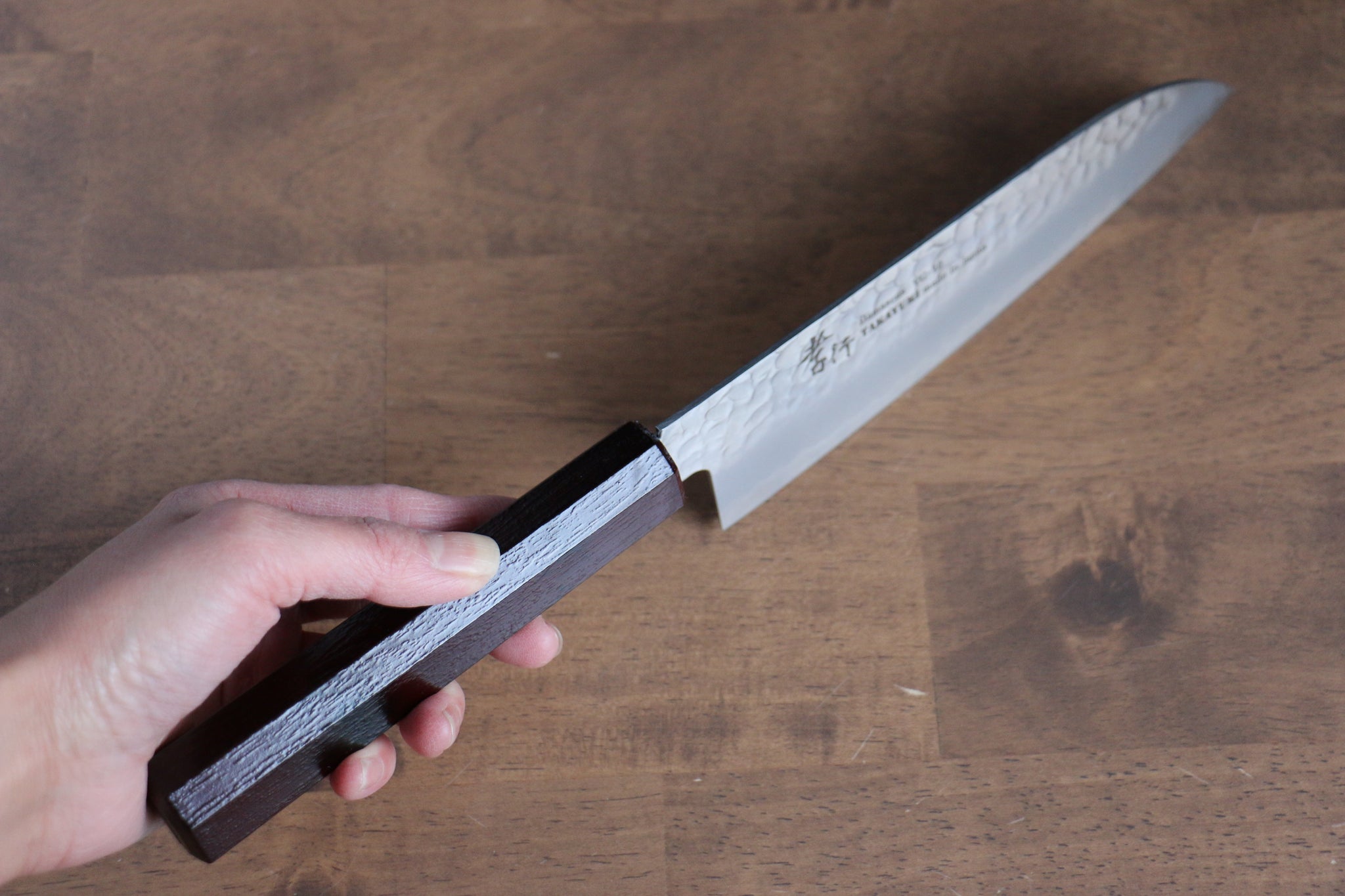 堺 孝行 なないろ VG10 33層 三徳包丁  180mm ABS樹脂(赤べっ甲)柄 - 清助刃物