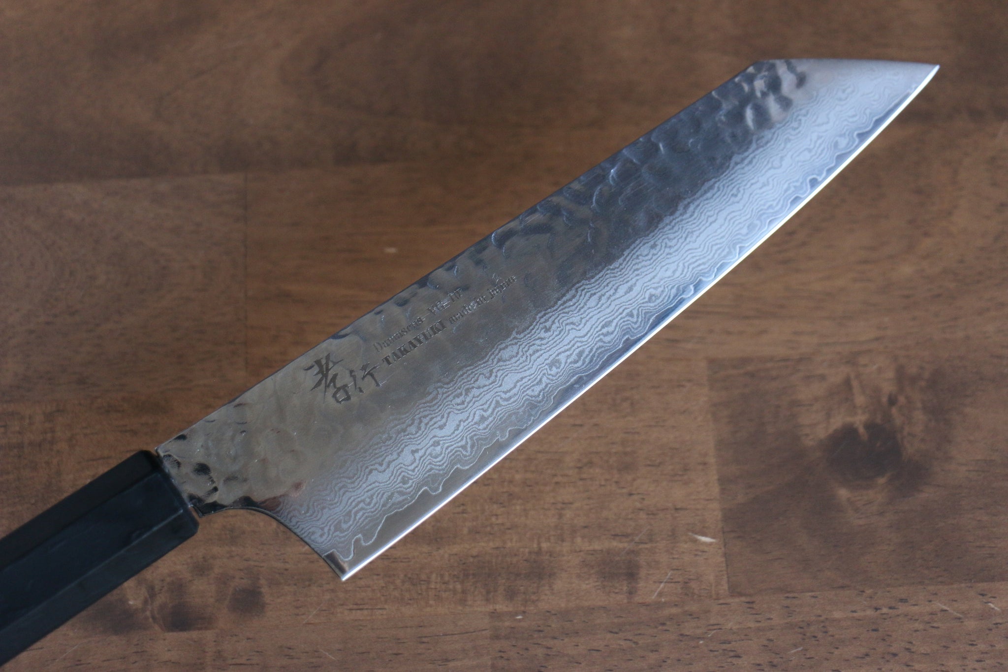 堺 孝行 なないろ VG10 33層 剣型牛刀包丁  190mm ABS樹脂(乾漆墨黒)柄 - 清助刃物