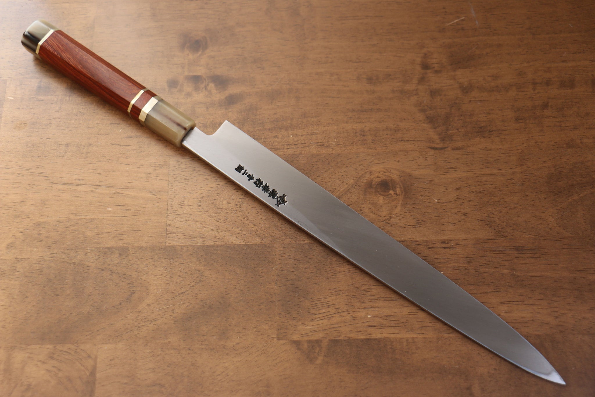 堺 孝行 天龍 うずしお 青ニ鋼 ドラゴンの彫刻入り 柳刃包丁  300mm 赤黒檀柄 鞘付き - 清助刃物