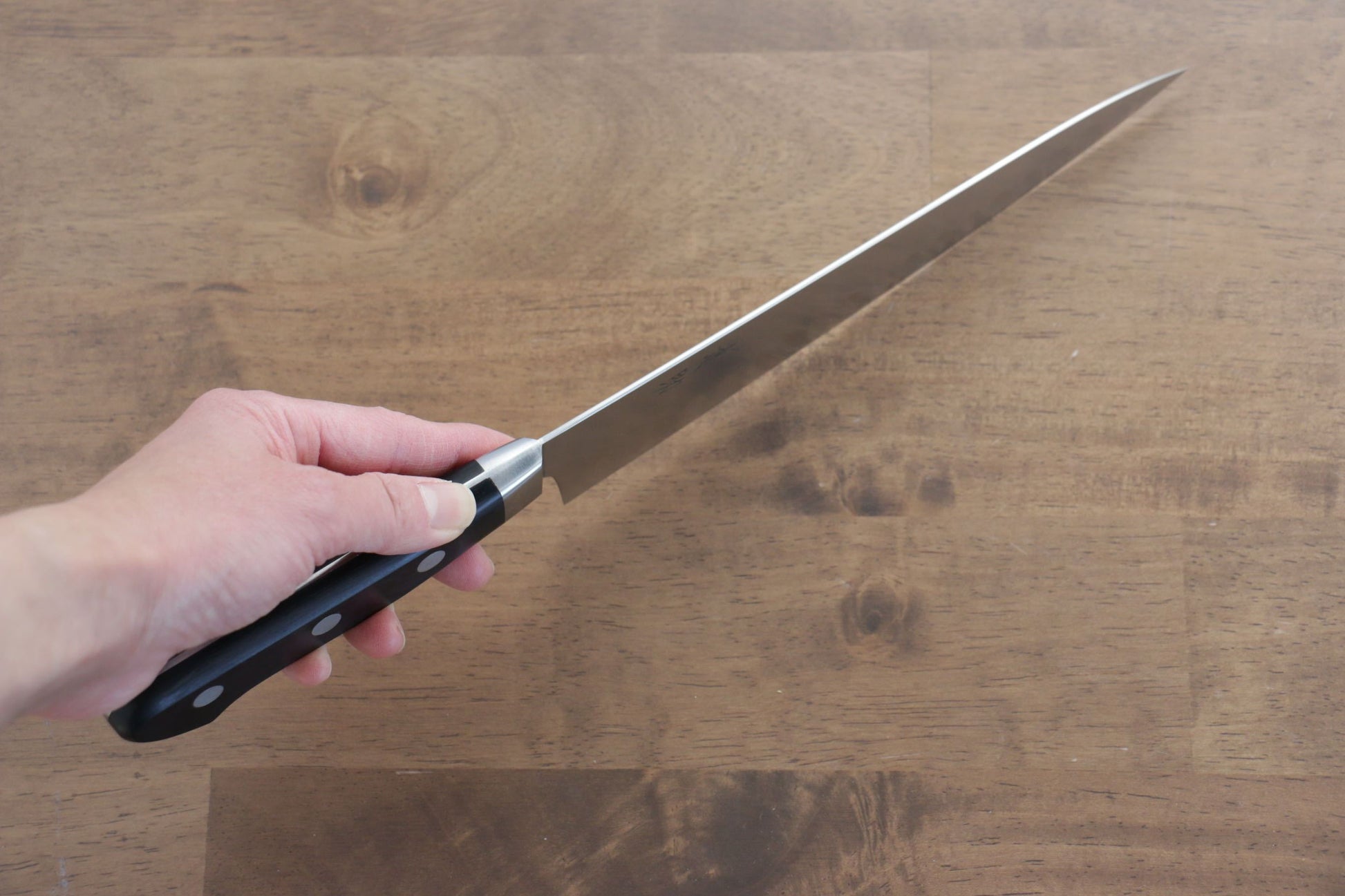 清助 スウェーデン鋼 牛刀サーモン  210mm 黒合板柄 - 清助刃物