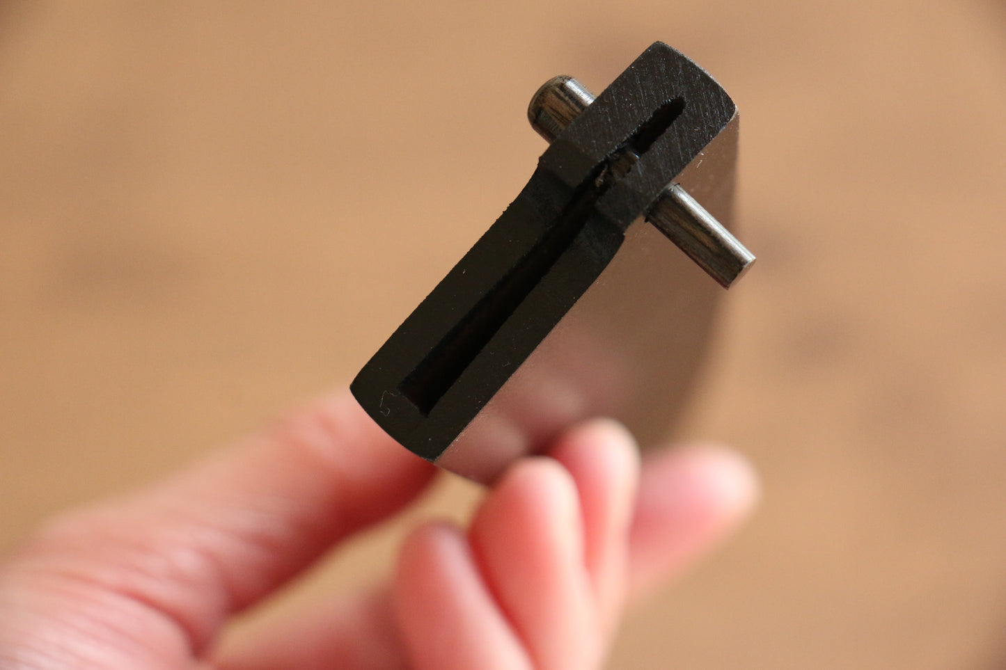 黒塗り鞘 小三徳包丁用  黒合板ピン付き 135mm - 清助刃物