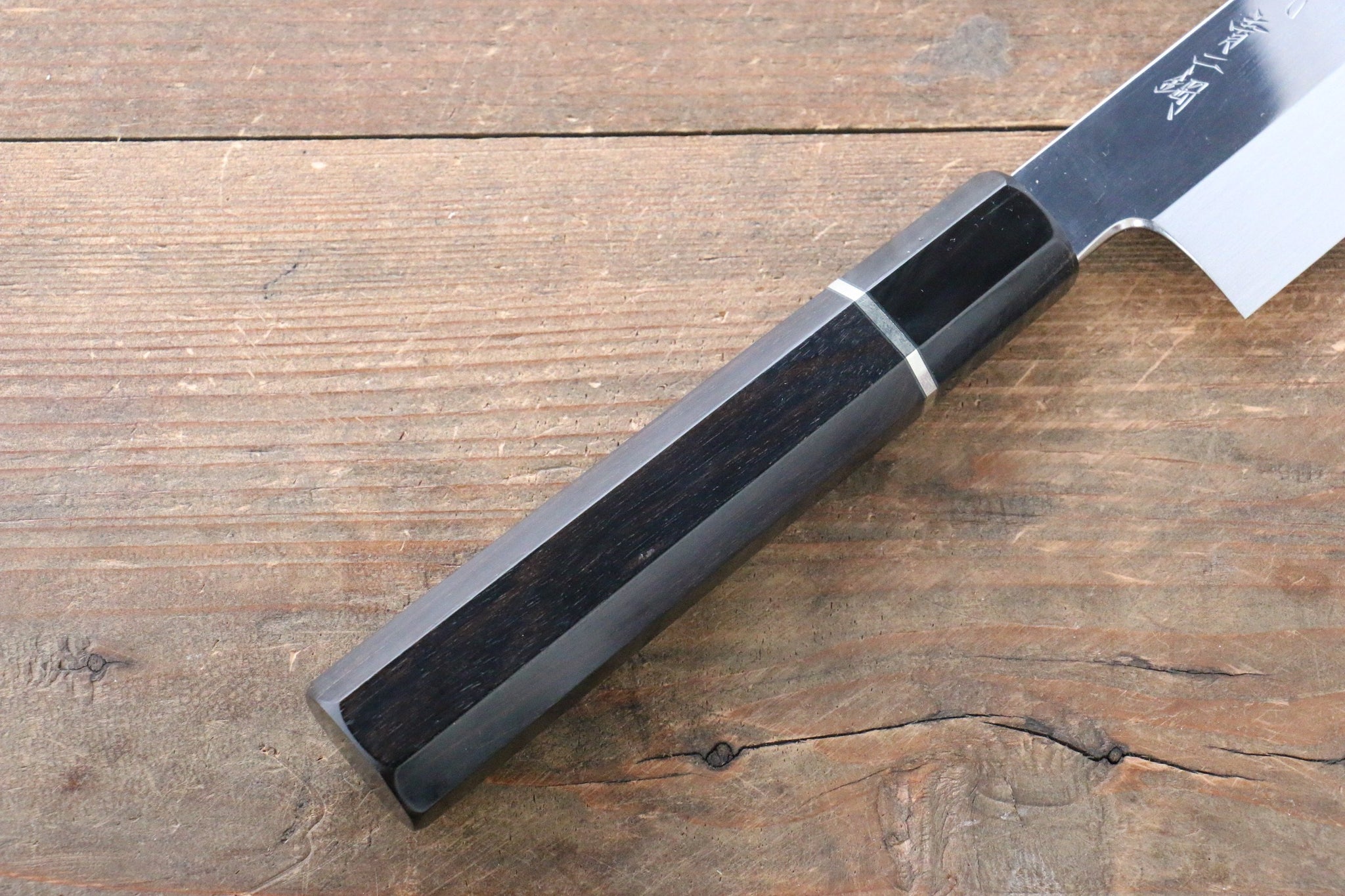 堺 孝行 本焼 青ニ鋼 鏡面仕上げ ムキ物包丁 180mm リング付き黒檀柄  鞘付き - 清助刃物