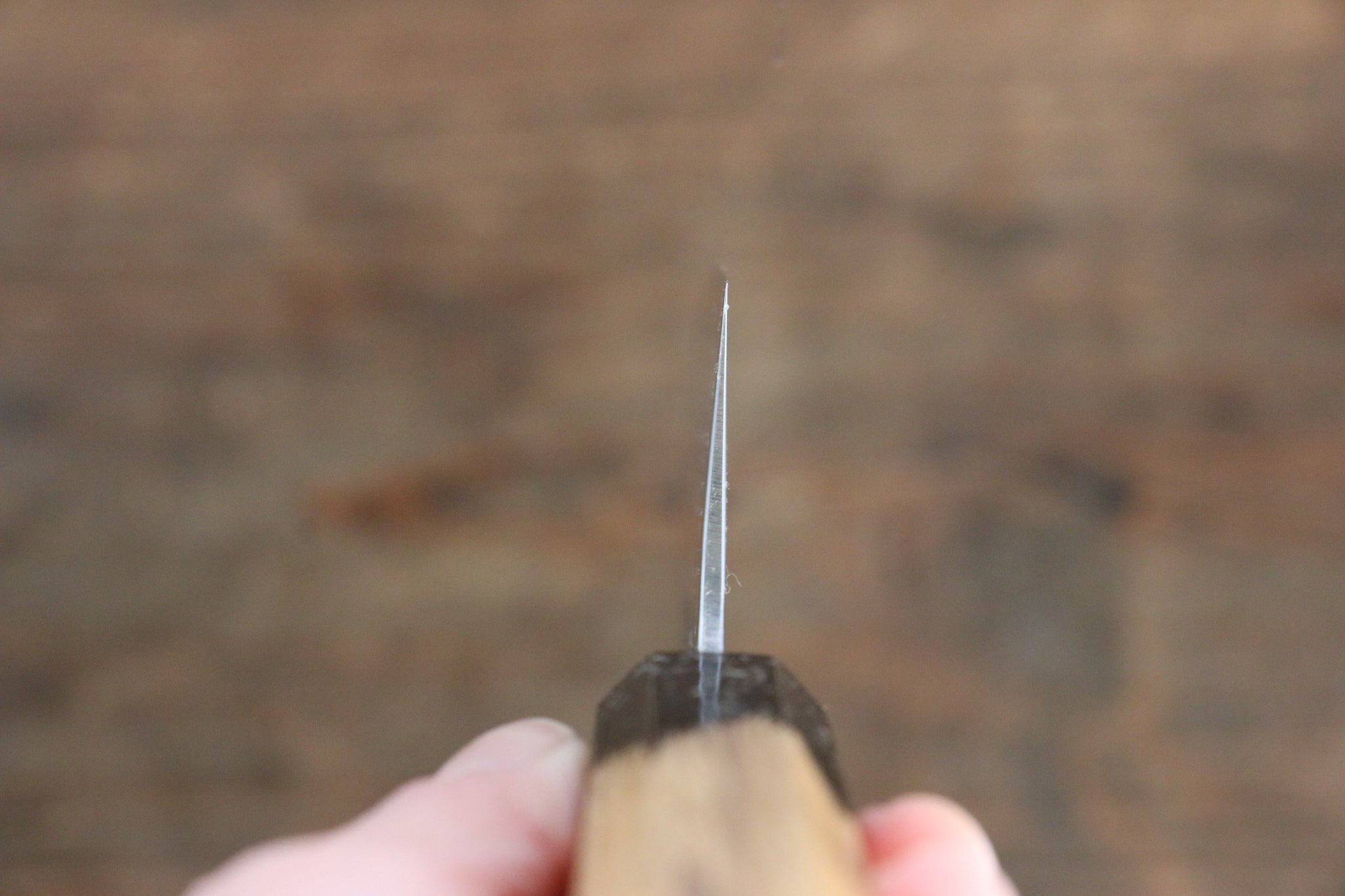 堺 孝行 V金10号 33層ダマスカス 剣型三徳包丁  160mm 樫の木漆塗り(黒伸)柄 - 清助刃物