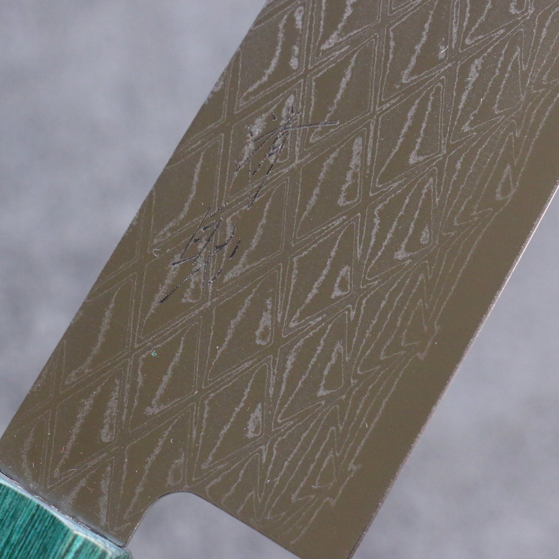 清助 AUS10 ミラークロス 切付三徳包丁 和包丁 180mm 紫檀 (口輪：緑合板)柄 - 清助刃物