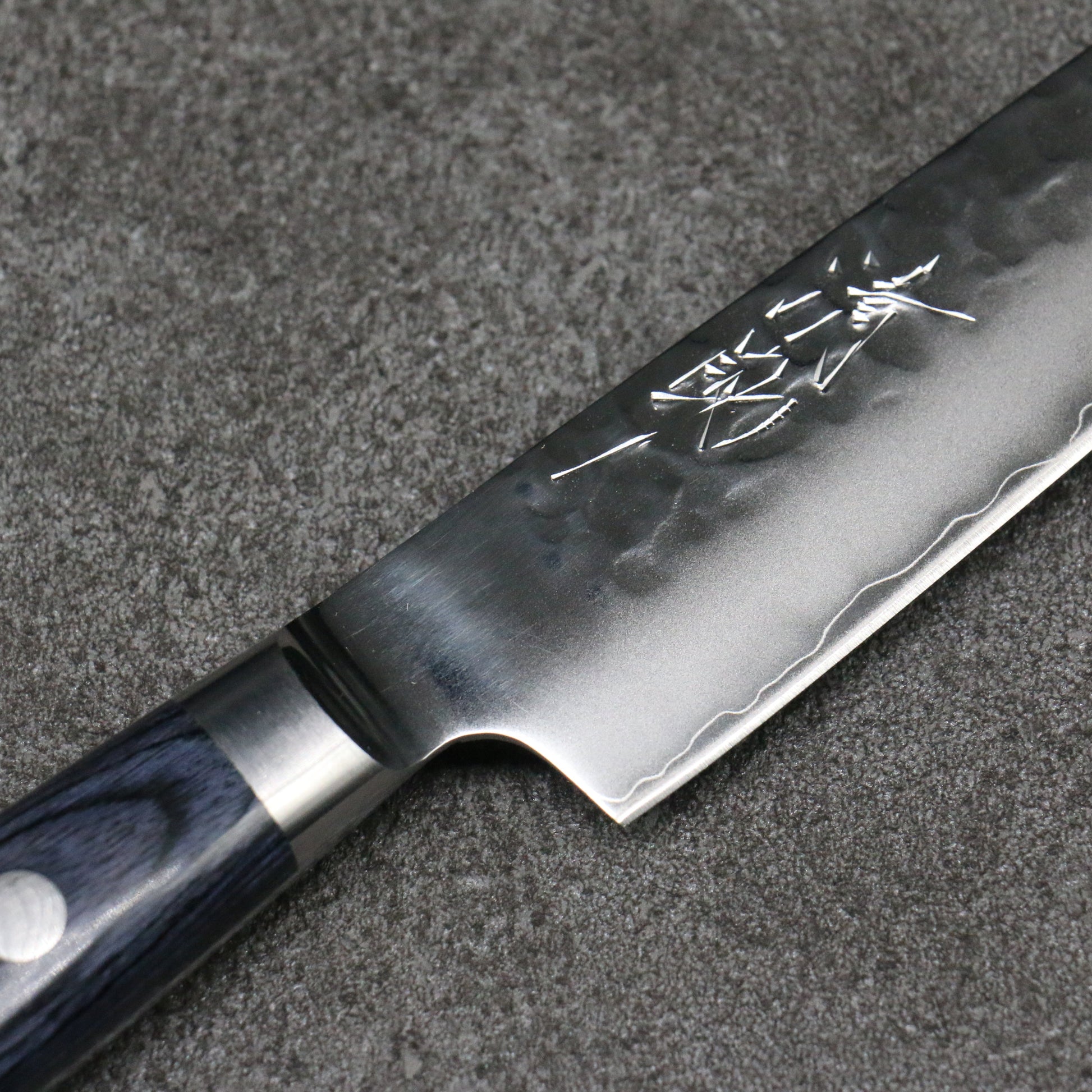 清助 青槌 AUS10 鎚目 切付ペティナイフ 和包丁 145mm 合板 (紺色)柄 鞘付き - 清助刃物