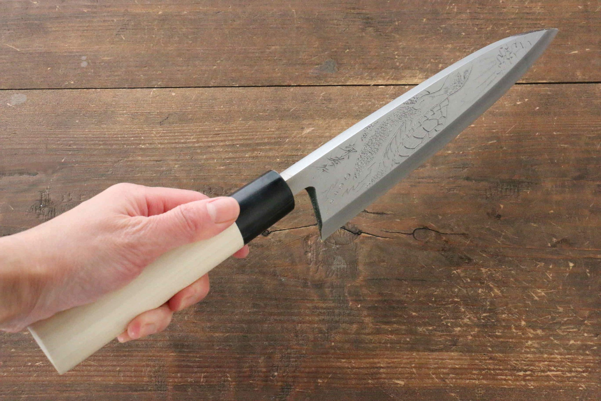 堺 孝行 霞研 白鋼 亀の彫刻入り 出刃包丁  朴柄 - 清助刃物