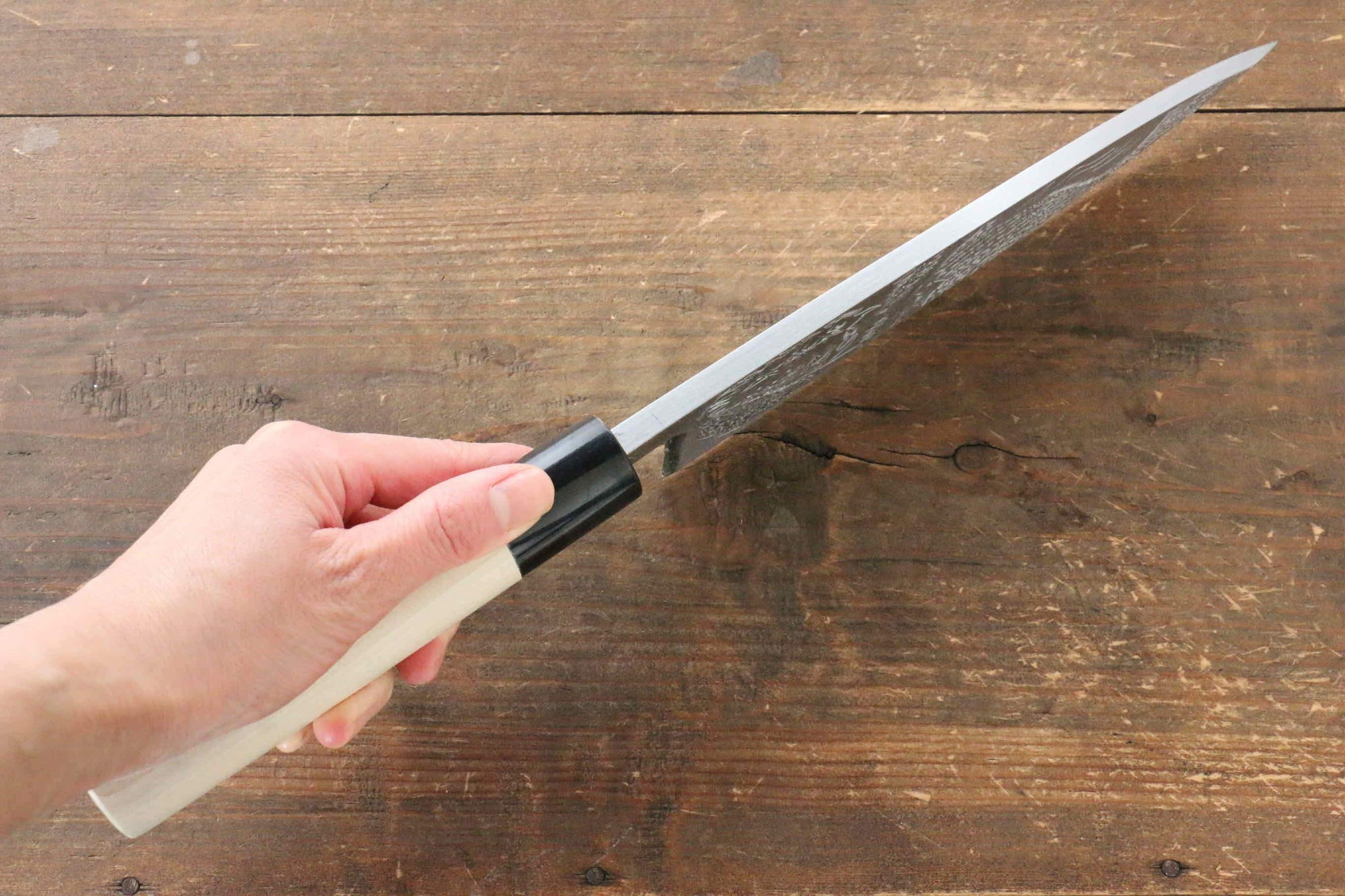 堺 孝行 霞研 白鋼 ワニの彫刻入り 出刃包丁  朴柄 - 清助刃物