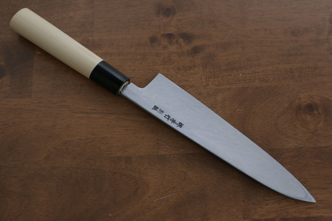 堺寛光 プレミアムマスター2(ツバ付) 牛刀 18cm AZT8101 - 調理器具
