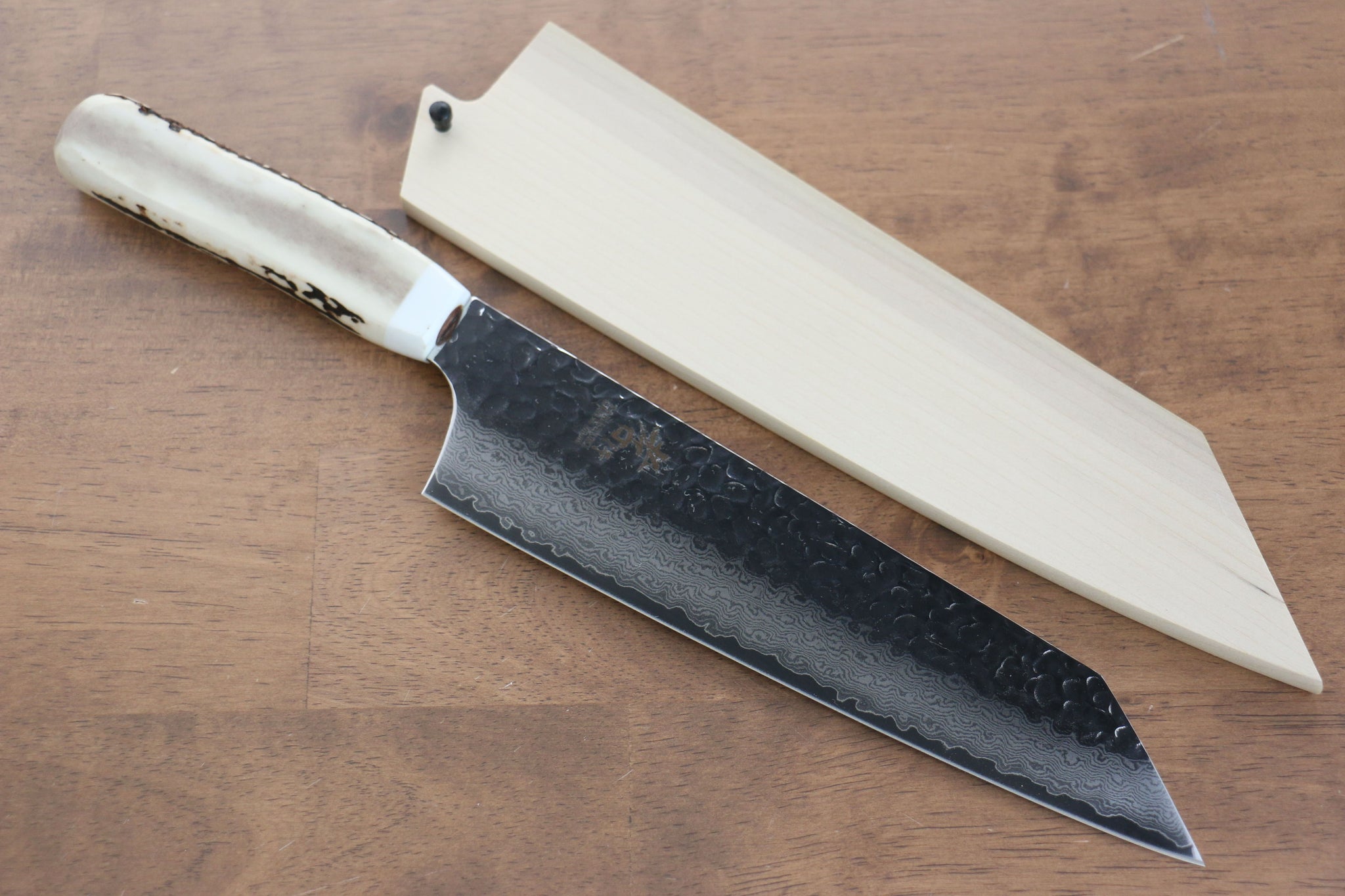 堺 孝行 V金10号 33層ダマスカス 剣型牛刀包丁  190mm 牛骨柄 鞘付き - 清助刃物