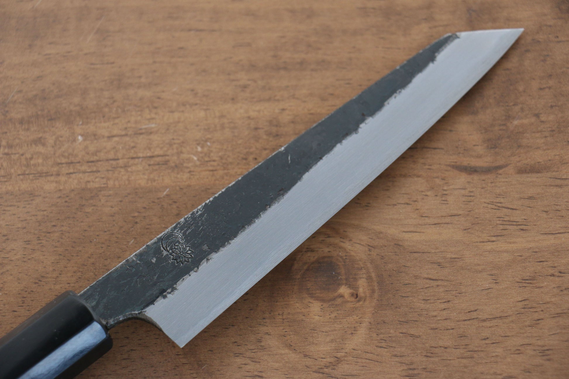 菊月 白ニ鋼 黒仕上げ 切付ペティナイフ  135mm 朴柄 - 清助刃物
