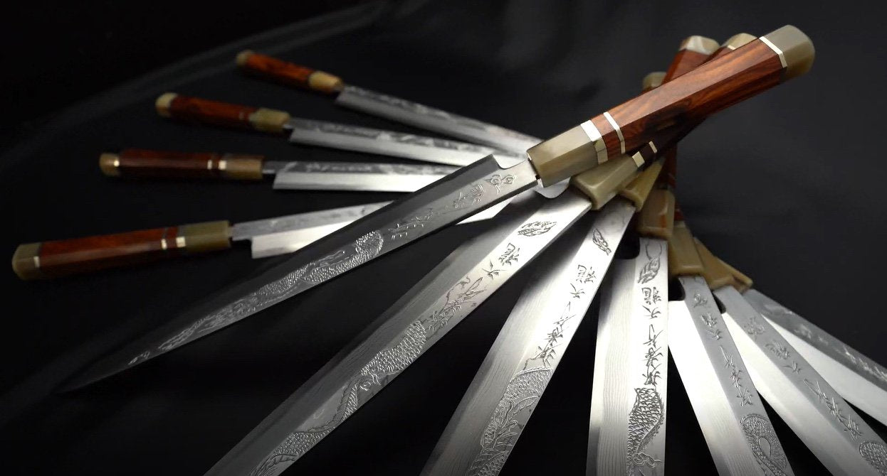 堺 孝行 天龍 うずしお 青ニ鋼 龍の彫刻入り 柳刃包丁  300mm 赤黒檀柄 鞘付き - 清助刃物